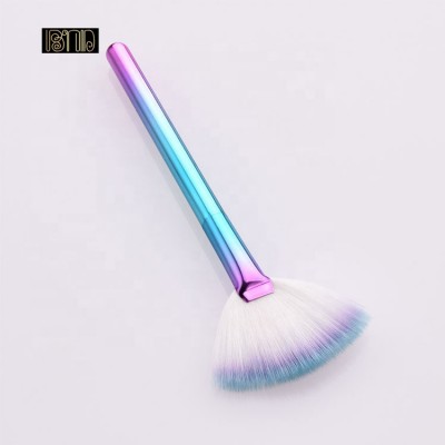 Top Selling Private Label Long Handle Highlighter Fan Shape Single Makeup Brush For Powder